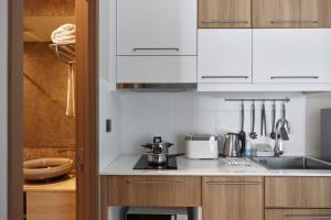 Cozy Apartment at Rawai with Pool Access