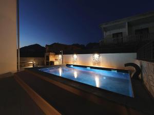 Villa with Heated Pool
