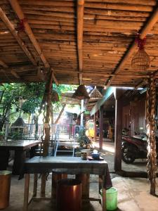 Happy Homestay Banlung & Trekking