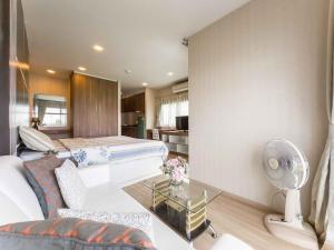 Apartments in the NICE condominium on Bang Tao Beach