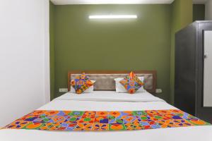 FabHotel Raas Inn