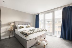 Modern 2BR Flat close to Queens Park