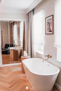 The Downtown Loft VRT