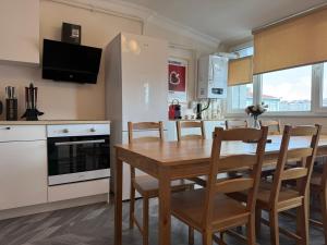 Stunning 3BR 3Bathroom 3AC near Metro D6