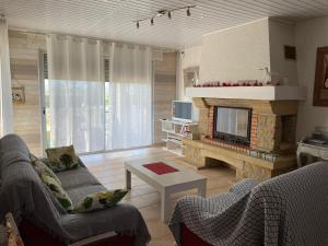 Bel Appartement Face à la mer, au RDC dune maison en cours de classement meublé, 4 couchages, WIFI, PORTIRAGNES PLAGE LXBFM26