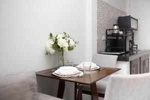 Lovely OPTIC apartments on Bang Tao Beach