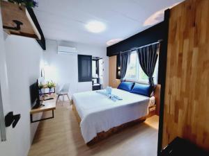 Irich Theparak S207- Bts-Chang Erawan 2kms