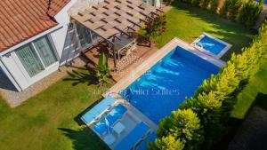 SunTeos Villa Suites