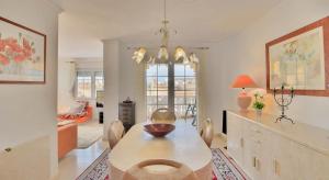 La Pata by CARLOSFERIEN