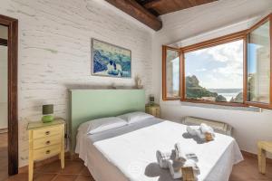 Azure Escape Nebida Coast img11