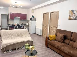 Appartement avec 2 chambres Jardin privé parking gratuit