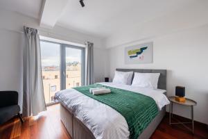 Stylish penthouses featuring a terrace in Prague