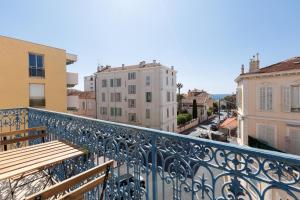 BnGo l Sunshine Suite l 7p, vue mer, centre