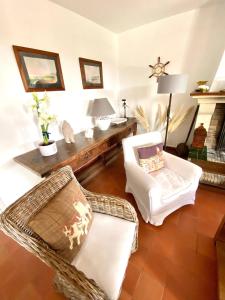 Large family home 400m beach