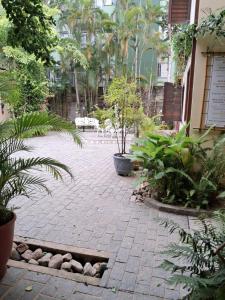 Apartamento com piscina no Lázaro