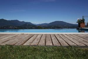 I CARCIONI Infinity Pool