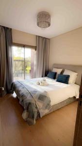 Luxury Prestigia Golf City jade