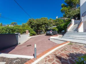 Appt 4 étoiles -2 chambres - Piscine - wifi - clim