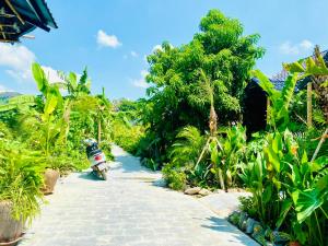 Rocky Mountain Ecolodge