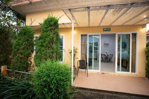 Cozy PUY houses near Bang Tao Beach