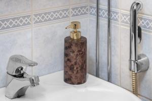 Arctic City Nook - Sauna and Parking