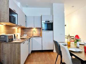 Celine 28 Appartement au 16eme arrondissement, Victor hugo Prestige