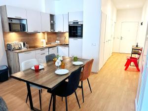 Celine 28 Appartement au 16eme arrondissement, Victor hugo Prestige