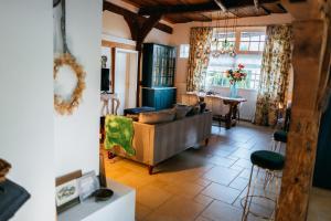 Cottage am See mit Garten und Kamin