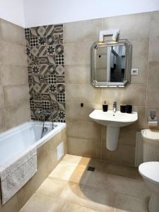 MTS Apartment 2BR, 2BA Vivacity Iulius