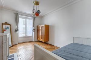 Central Paris l Mid-Term l Marais in 10min