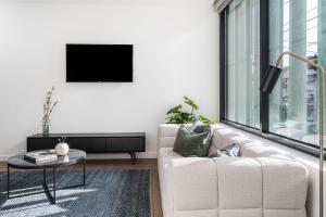 Axel Apartments 101 The Anderson