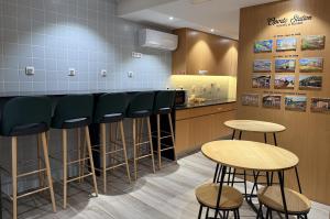 Oporto Station Hostel & Rooms