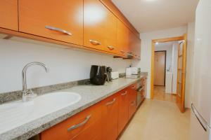 Family & Friends Apartment with Pool