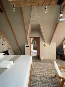 MAWE VILLA on Champagne Ridge, Romantic Getaway