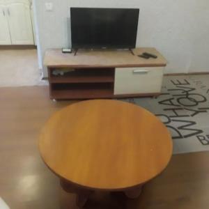 Мономаха 27 Центр