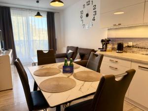 Al-dom Apartamenty Mariela-Kołobrzeg z garażem , 600 m do morza