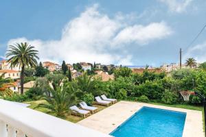 Large villa near beach, sea view, islands & bay of Cannes, 7 bedrooms