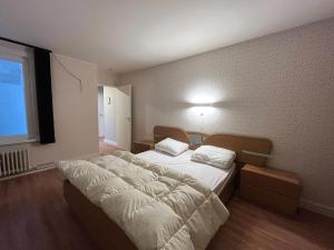 Modern 2-bedroom apartment within walking distance of the city centre and the beach T209