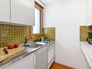 Apartment Guardaval - Utoring-3 by Interhome