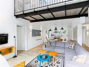 Holiday Home Seeufer Lodge by Interhome