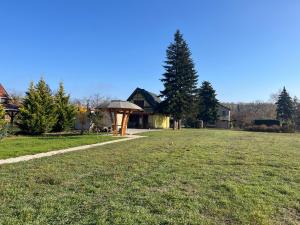 Templomzugi Fenyő Nyaraló