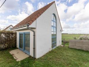 Holiday Home Polderzicht with parking & garden by Interhome