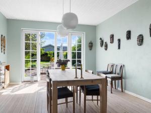 Holiday Home Rosamunde - 350m from the sea by Interhome