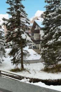 Apartment Residenza Chesa Margun 45-2 by Interhome