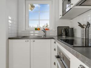 Apartment Ama - 350m from the sea by Interhome