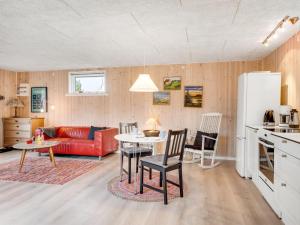 Holiday Home Tekla - 75m from the sea by Interhome