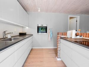 Holiday Home Maike - 3-7km from the sea by Interhome