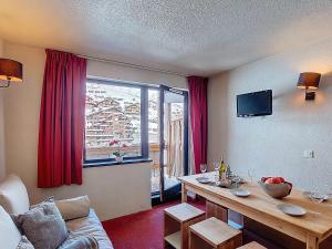 Apartment Les Olympiades-17 by Interhome