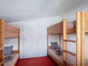 Apartment Les Olympiades-17 by Interhome