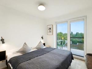 Apartment Penthouse Dümmerview by Interhome